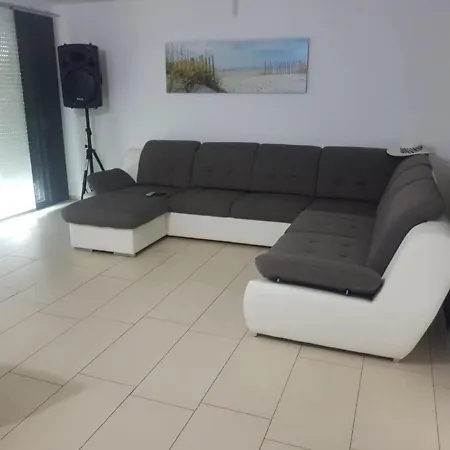 New! With Heated Pool In Umag Villa *